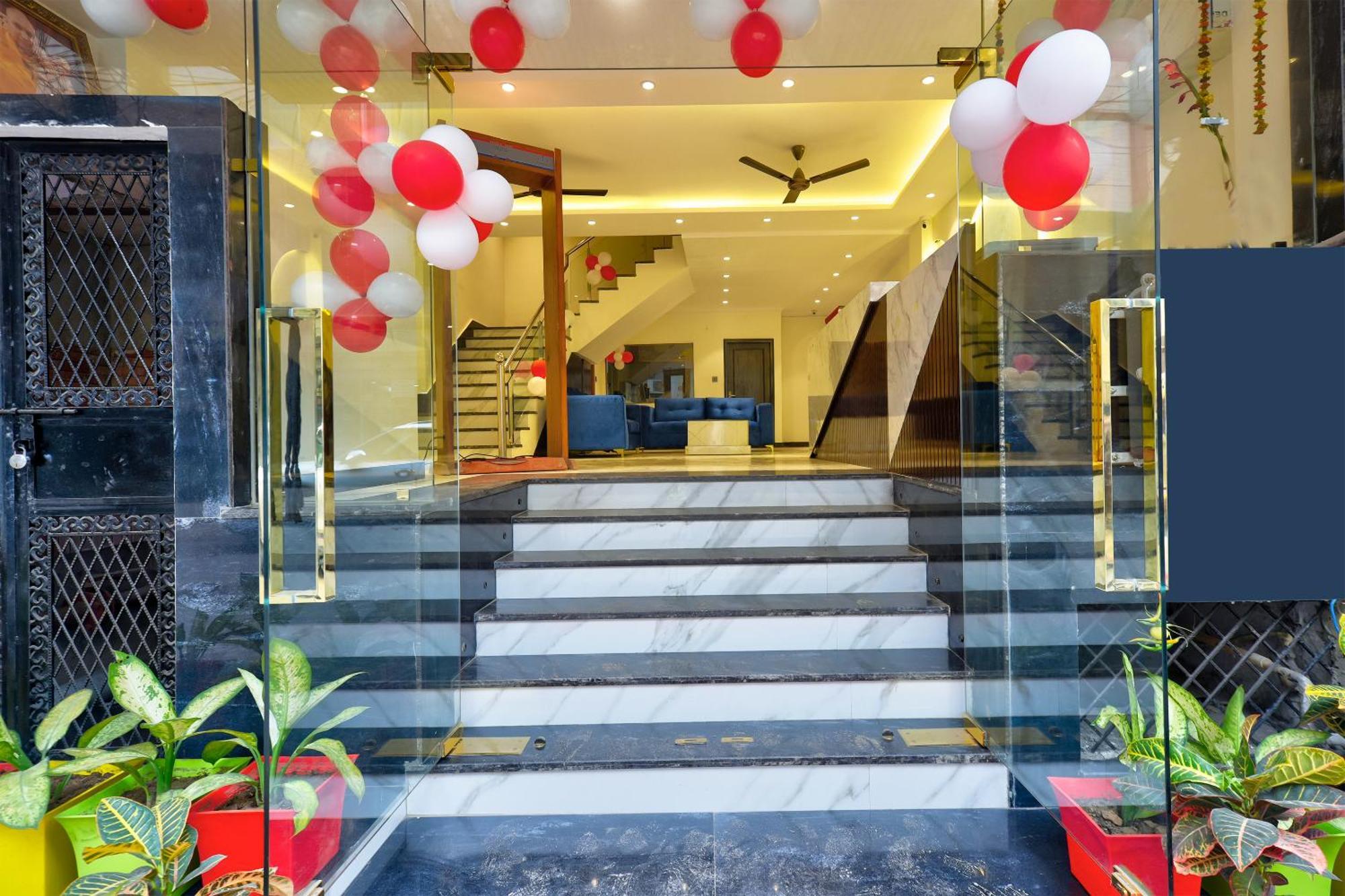 Hotel Surya Plaza Neu-Delhi Exterior foto