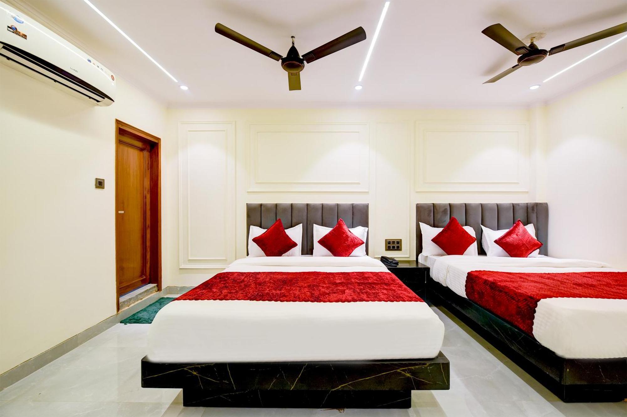 Hotel Surya Plaza Neu-Delhi Exterior foto